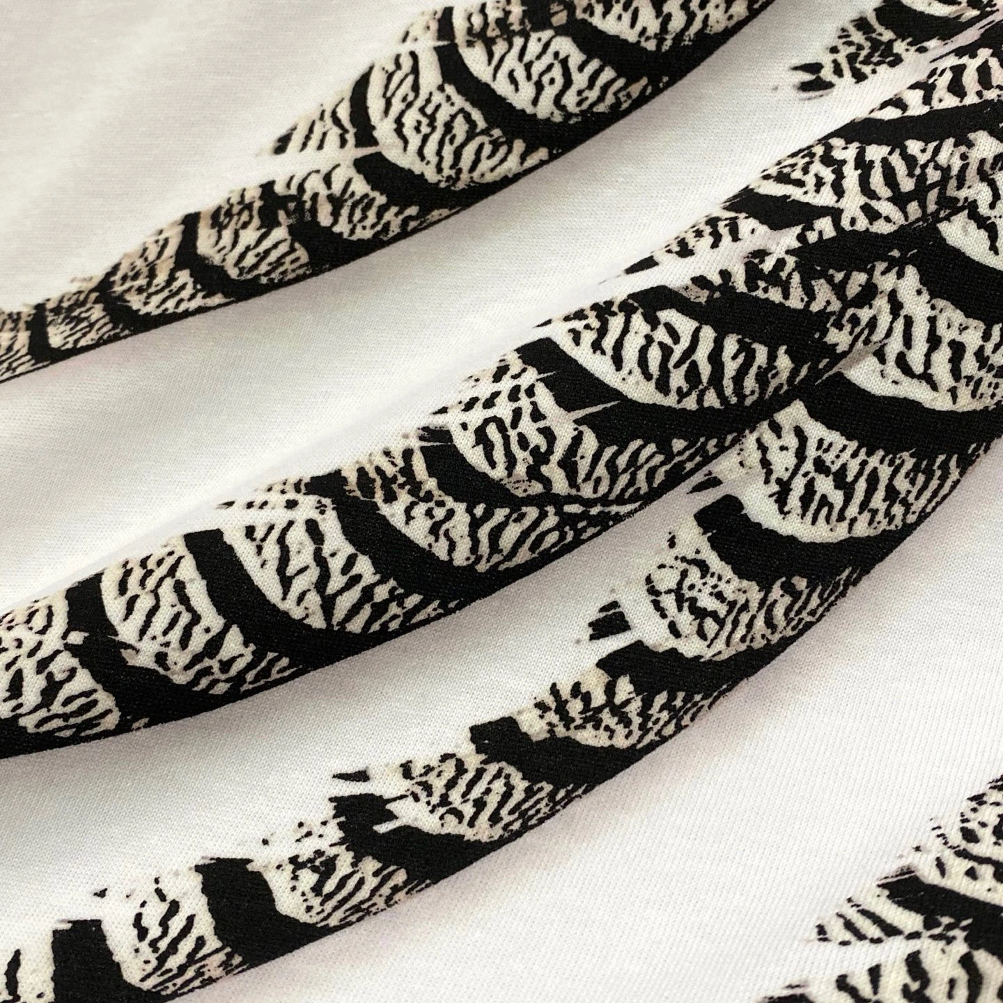 wg.luxury- 8o5w5 embroidery item:E-F361D0318